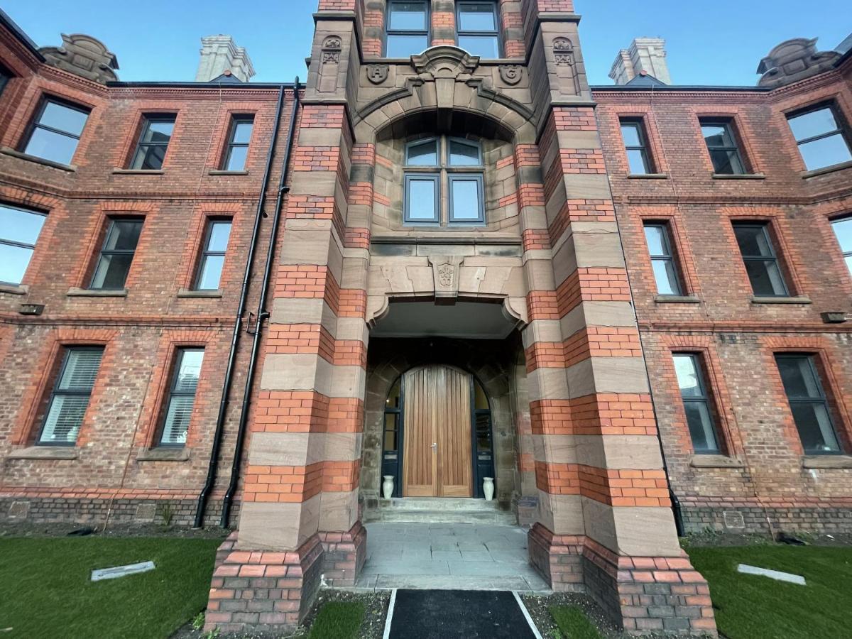 Gibson Manor Apartments Wallasey Esterno foto