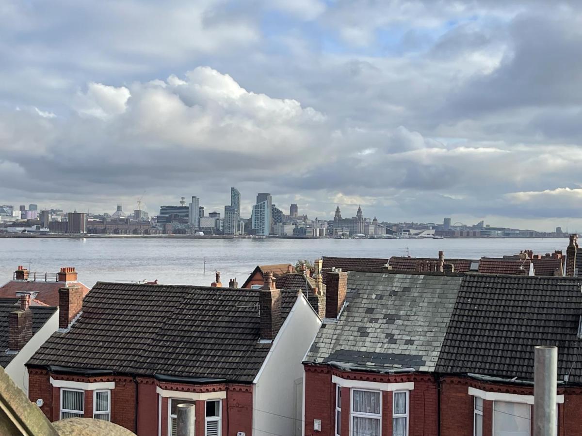 Gibson Manor Apartments Wallasey Esterno foto